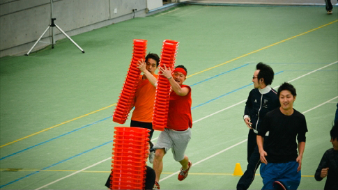 運動会でドル箱を運ぶ様子